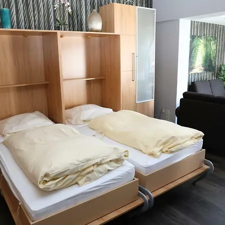 Appartementhaus Vierjahreszeiten Apartment *