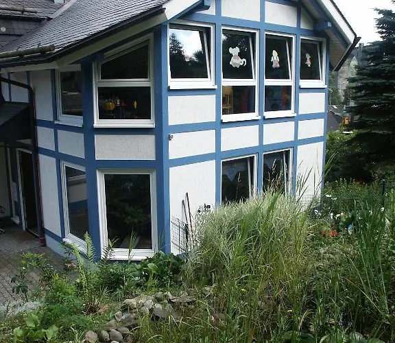 Appartementhaus Vierjahreszeiten *